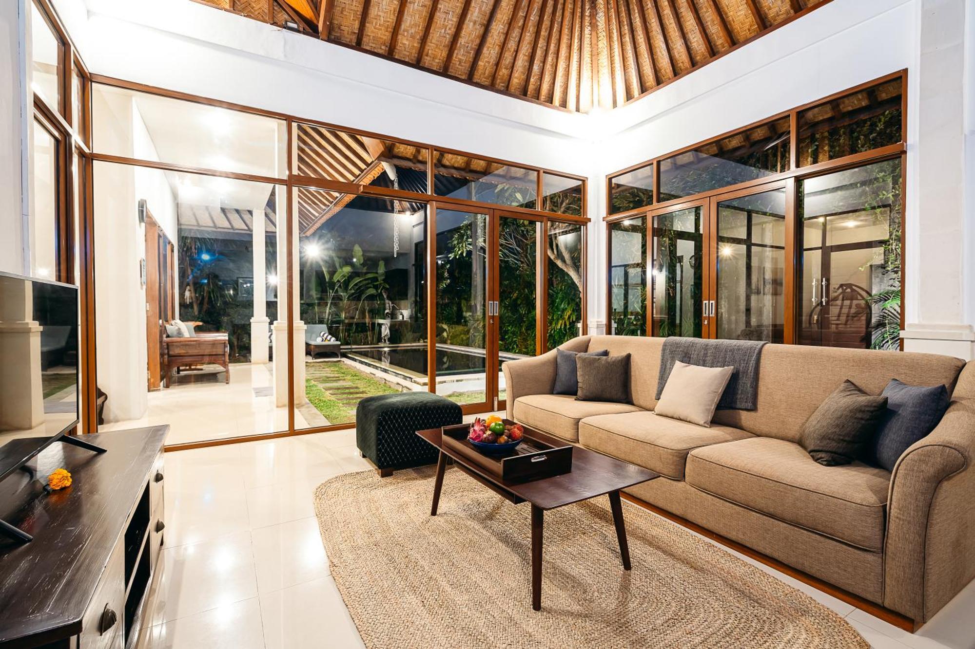 Mahayana Villa Batu Belig - Close To The Beach Canggu Dış mekan fotoğraf